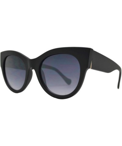 Women's Bold Oversized Chunky Cat Eye Vintage Sunglasses - Matte Black + Polycarbonate Lens - CV18I6436WU $10.93 Sport