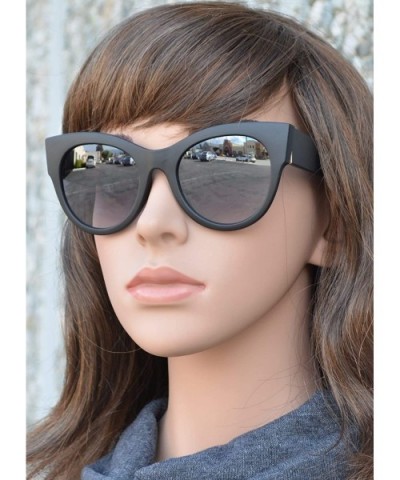 Women's Bold Oversized Chunky Cat Eye Vintage Sunglasses - Matte Black + Polycarbonate Lens - CV18I6436WU $10.93 Sport