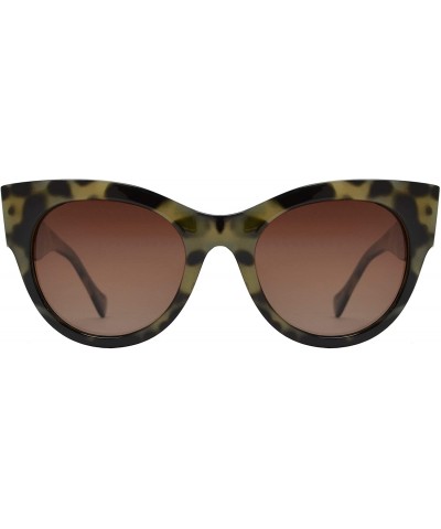 Women's Bold Oversized Chunky Cat Eye Vintage Sunglasses - Leopard + Polarized Brown Gradient - CE19CIT26DW $11.40 Sport