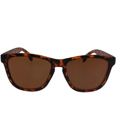 Fairfax - Classic Square Framed Athlesuire Sunglasses - Tortoise - CS196S0UKIZ $9.62 Goggle